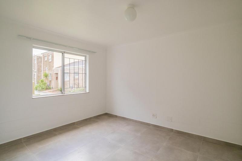 To Let 1 Bedroom Property for Rent in Diep River Western Cape